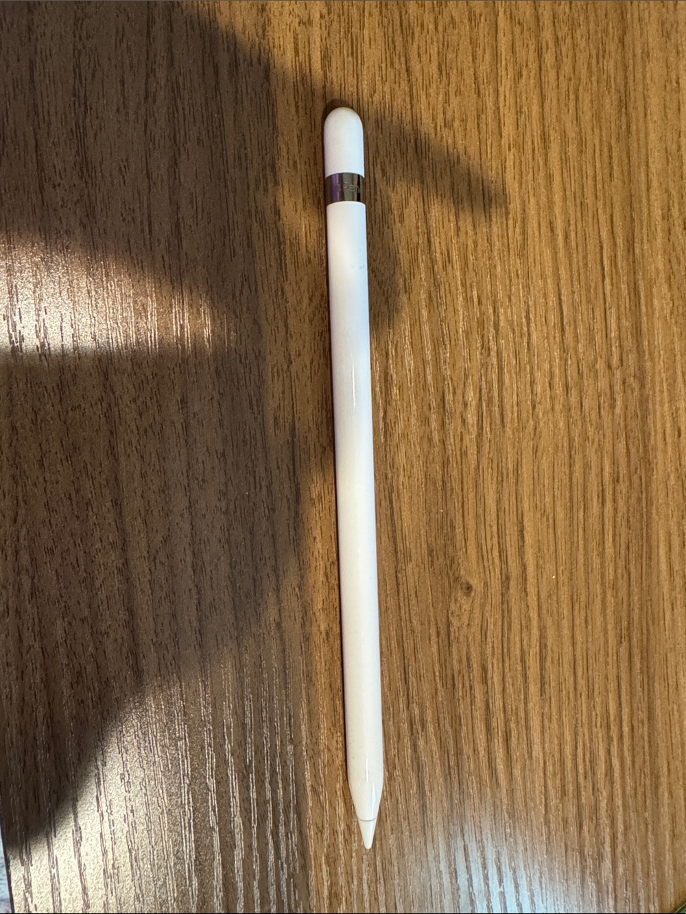 Apple Pencil (1st Generation) USB-C 
Gently used but has no issues!